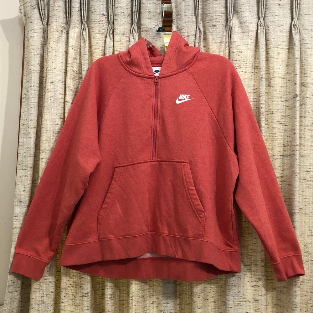 Nike 1/2 Zip Club Essential Fleece Hoodie